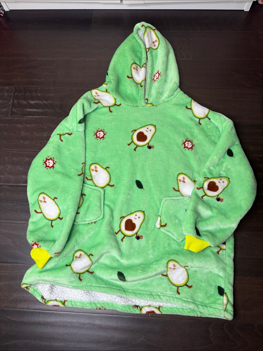NOBO Kids Green Avocado Plush Hooded Pajama Top with Yellow Cuffs